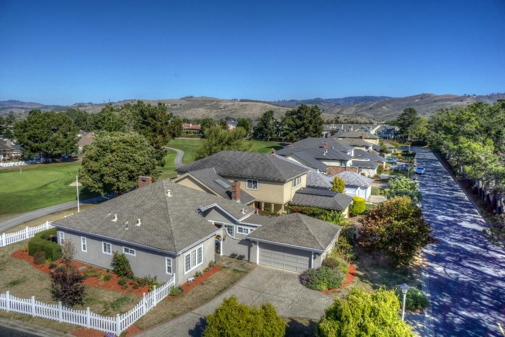 451 Winged Foot Road Half Moon Bay, CA 94019 - Photo 5 of 24 Gallery Image 5