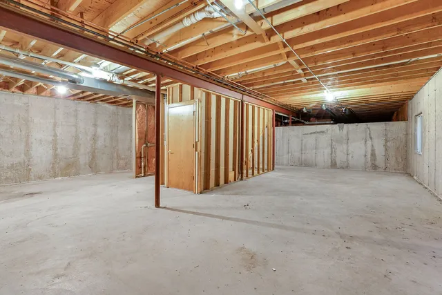 $339,900 | 2286 Meadowcroft Lane, Grayslake, IL 60030