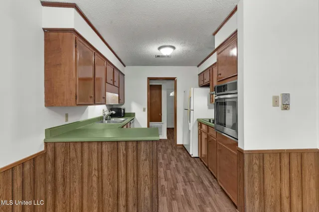 $179,000 | 408 Hollyberry Drive, Clinton, MS 39056