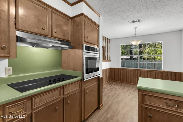 $179,000 | 408 Hollyberry Drive, Clinton, MS 39056