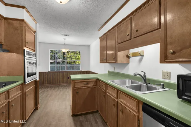 $179,000 | 408 Hollyberry Drive, Clinton, MS 39056