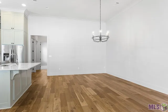 $2,900 | 10758 Moss Grove Lane, Baton Rouge, LA 70810