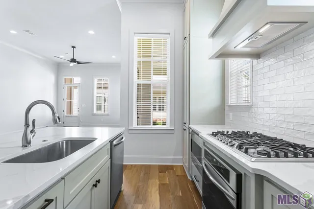 $2,900 | 10758 Moss Grove Lane, Baton Rouge, LA 70810