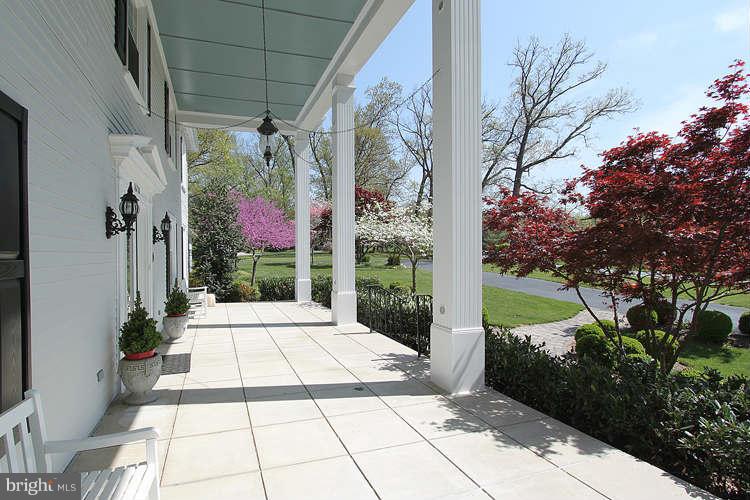 16710 Batchellors Forest Road Olney, MD 20832 - Photo 2 of 30 Exterior (Front)