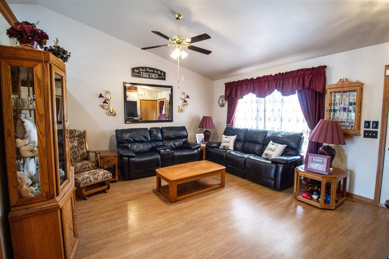 3361 Reid Road Swartz Creek, MI 48473 - Photo 3 of 52 50082290-2.JPG