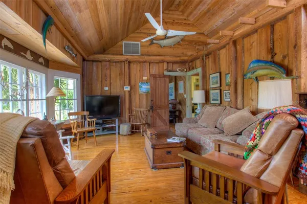 $4,500 | 3000 Pass A Grille Way, St. Pete Beach, FL 33706
