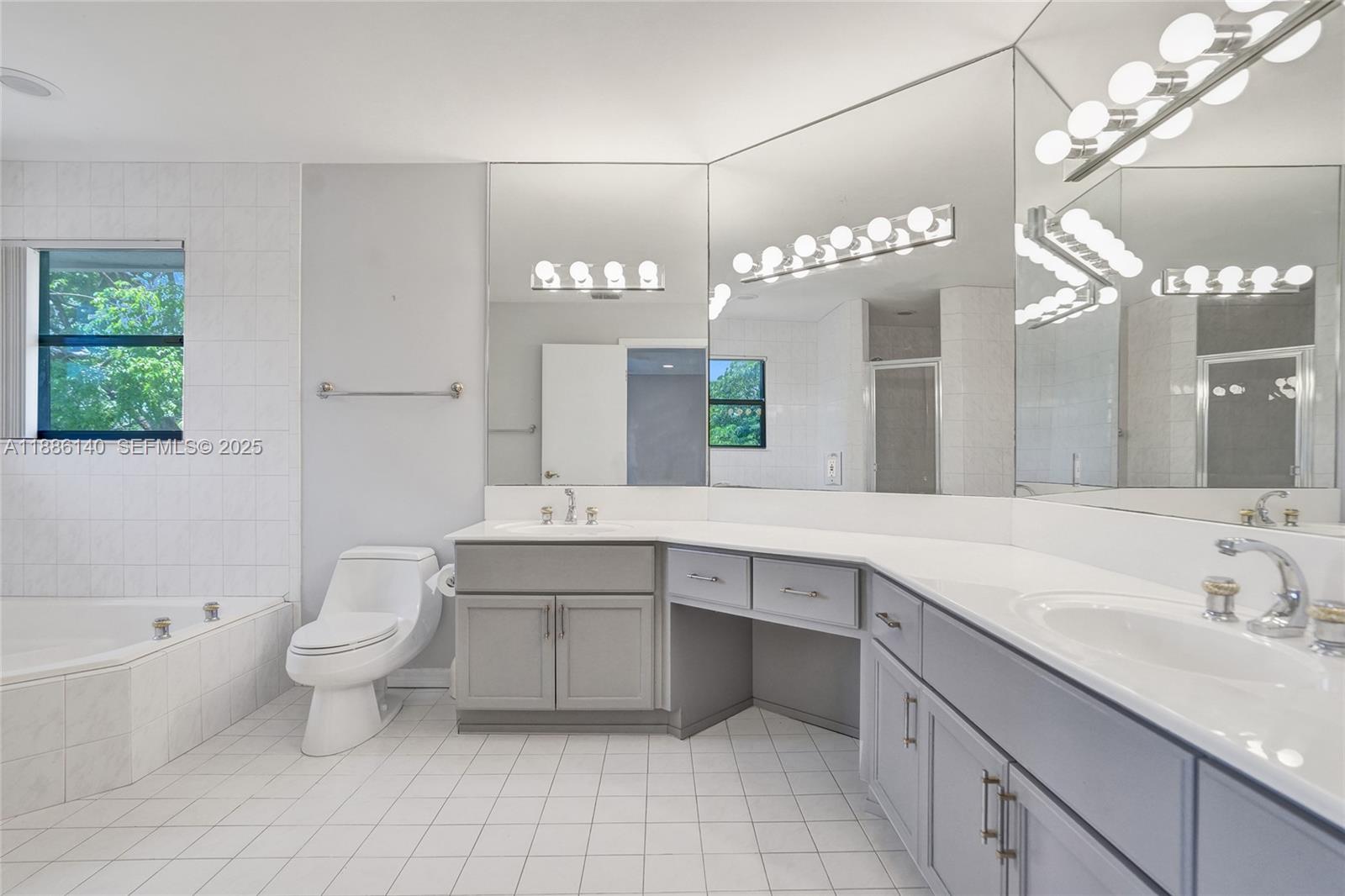 14940 Southwest 164th Terrace Miami, FL 33187 - Photo 38 of 73