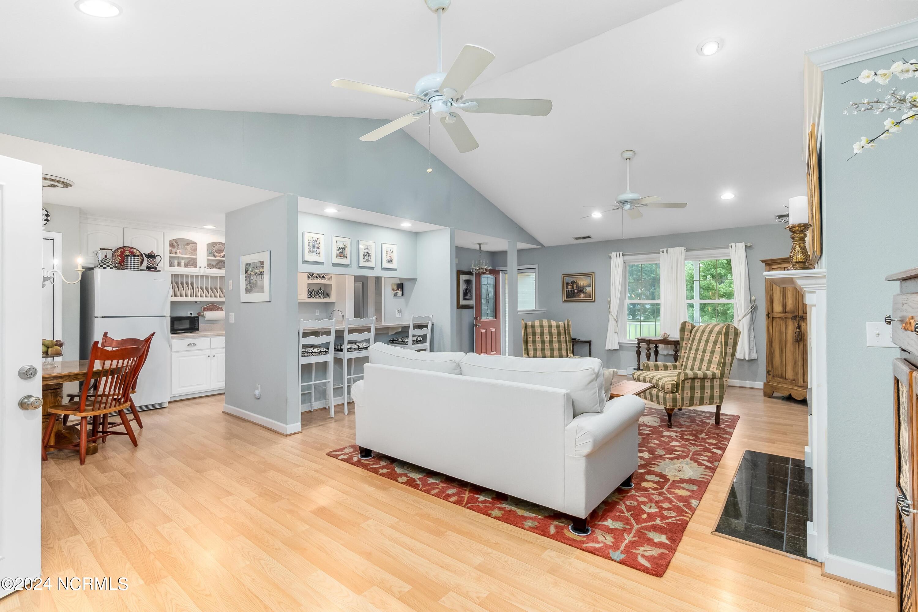 647 Willeyton Road Gates, NC 27937 - Photo 4 of 30 DSC01220