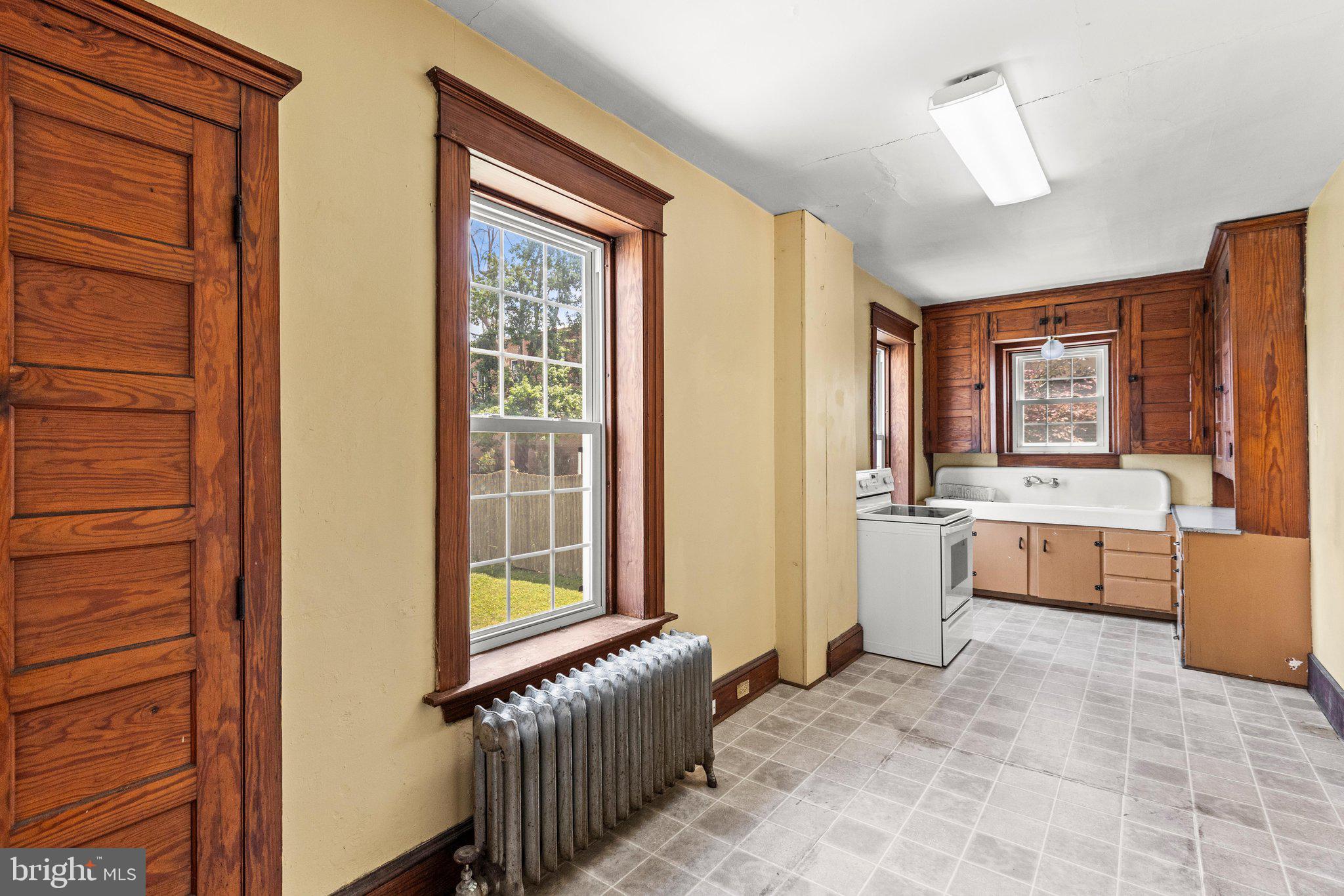 228 Baltimore Street Hanover, PA 17331 - Photo 20 of 57