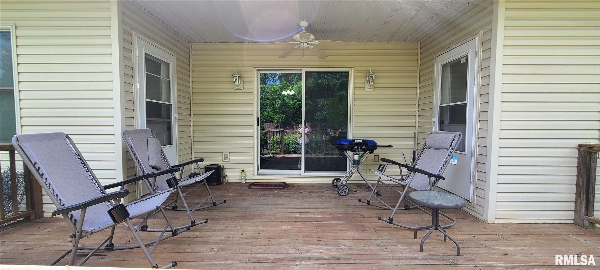 404 Emperor Lane Herrin, IL 62948 - Photo 9 of 31 Gallery Image 9