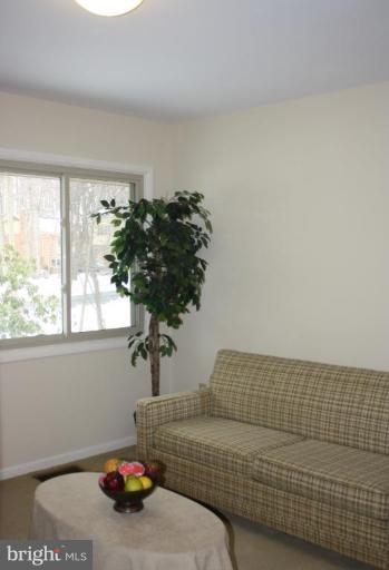 1701 Red Oak Circle Reston, VA 20190 - Photo 16 of 17 Bedroom #3