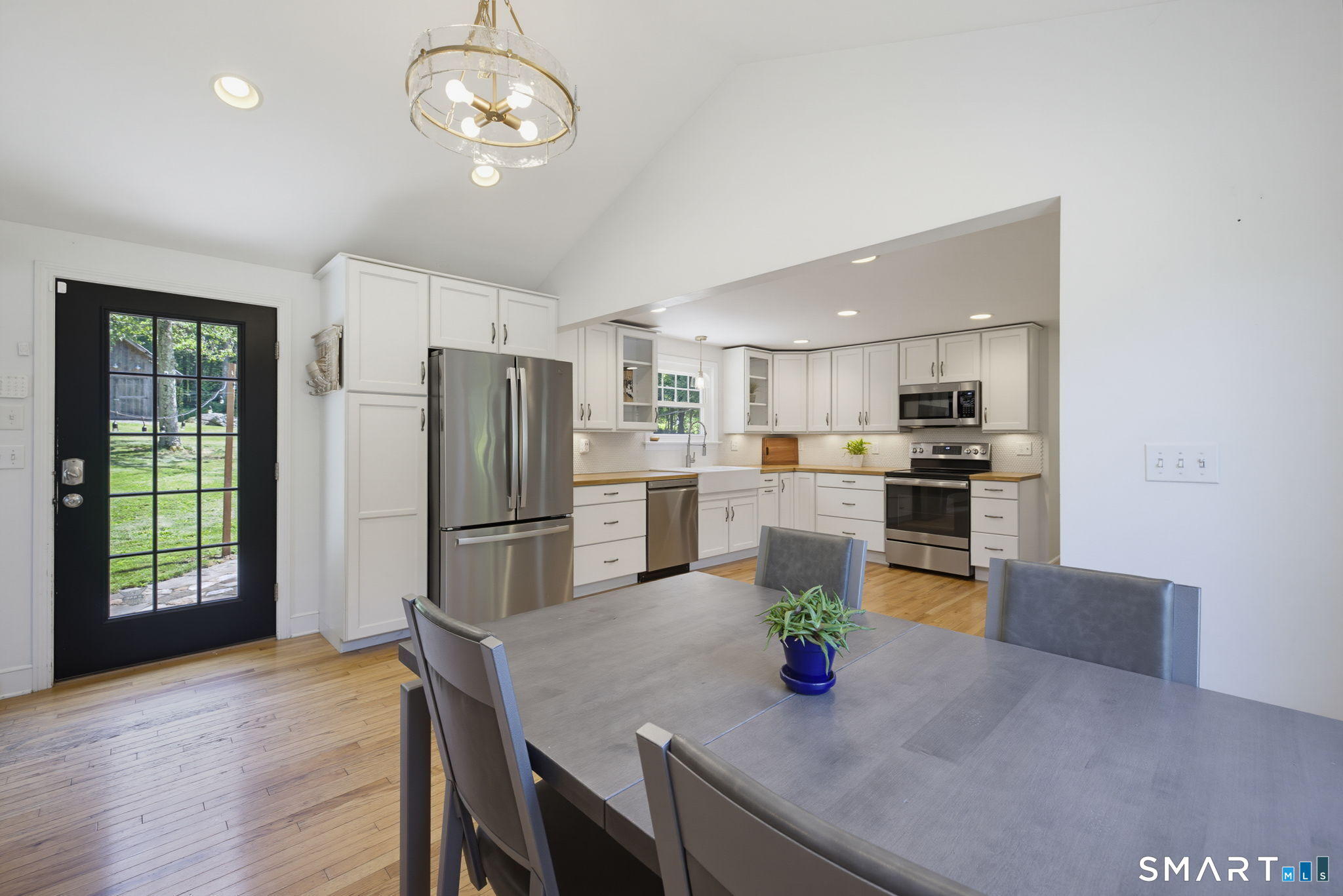 68 Sandy Beach Road Ellington, CT 06029 - Photo 9 of 39