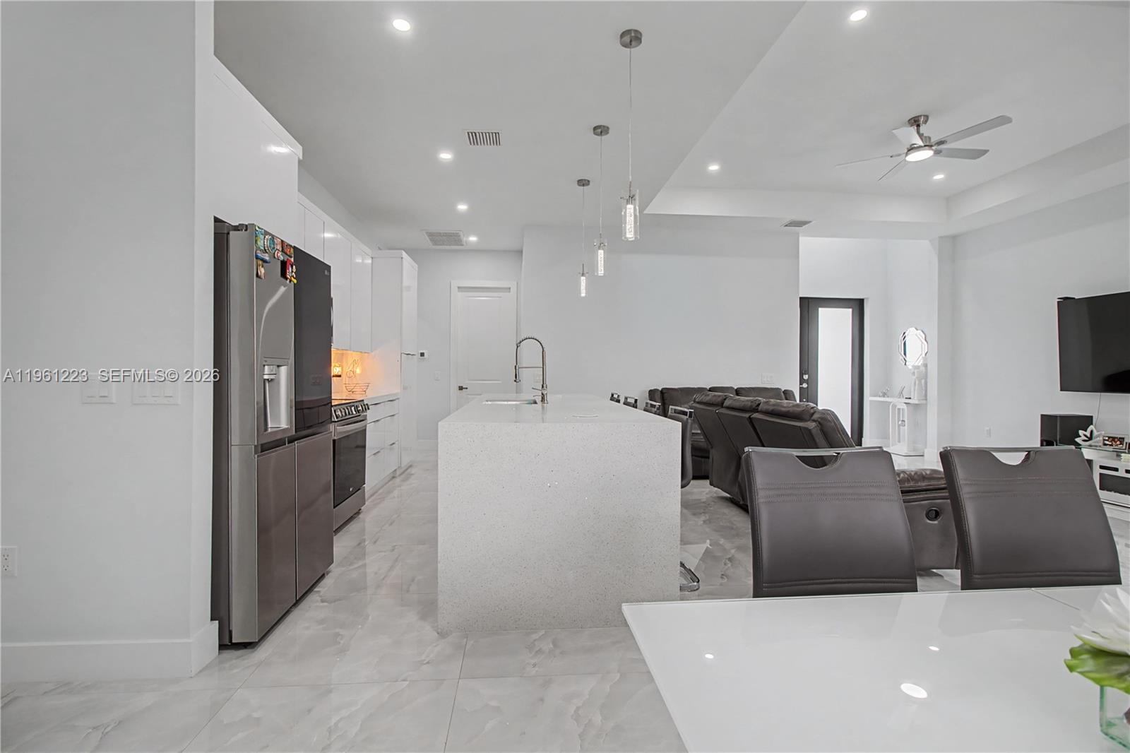 3705 23rd Street Southwest Lehigh Acres, FL 33976 - Photo 11 of 42