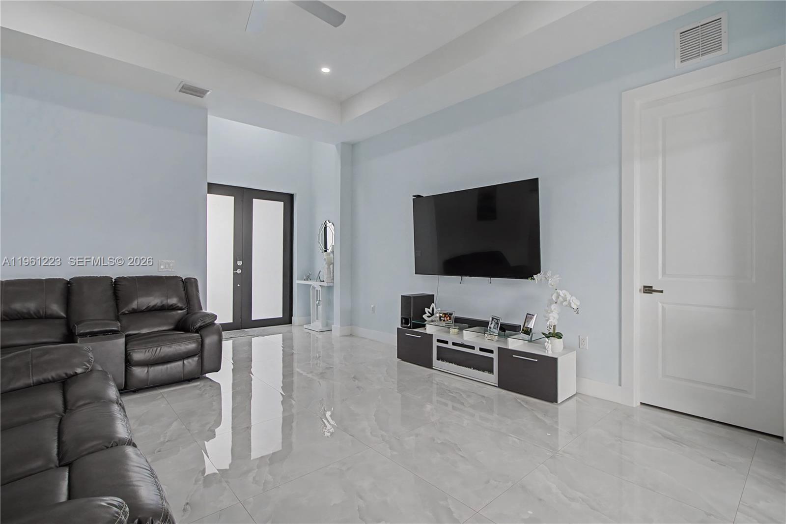 3705 23rd Street Southwest Lehigh Acres, FL 33976 - Photo 7 of 42