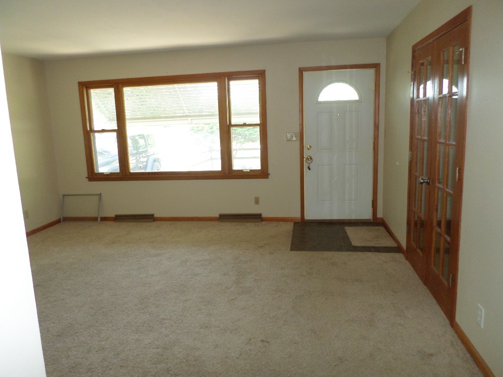 1306 Washington Street Rochester, IN 46975 - Photo 6 of 13 Gallery Image 6