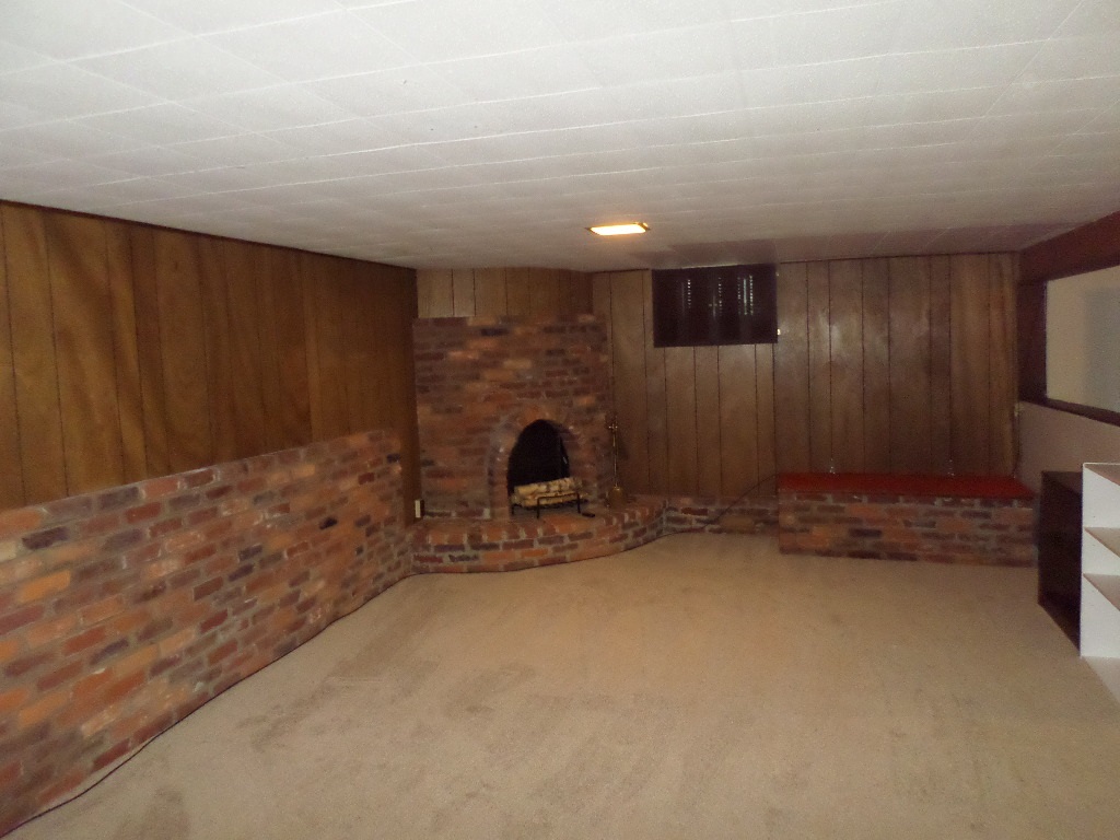 1306 Washington Street Rochester, IN 46975 - Photo 7 of 13 Gallery Image 7