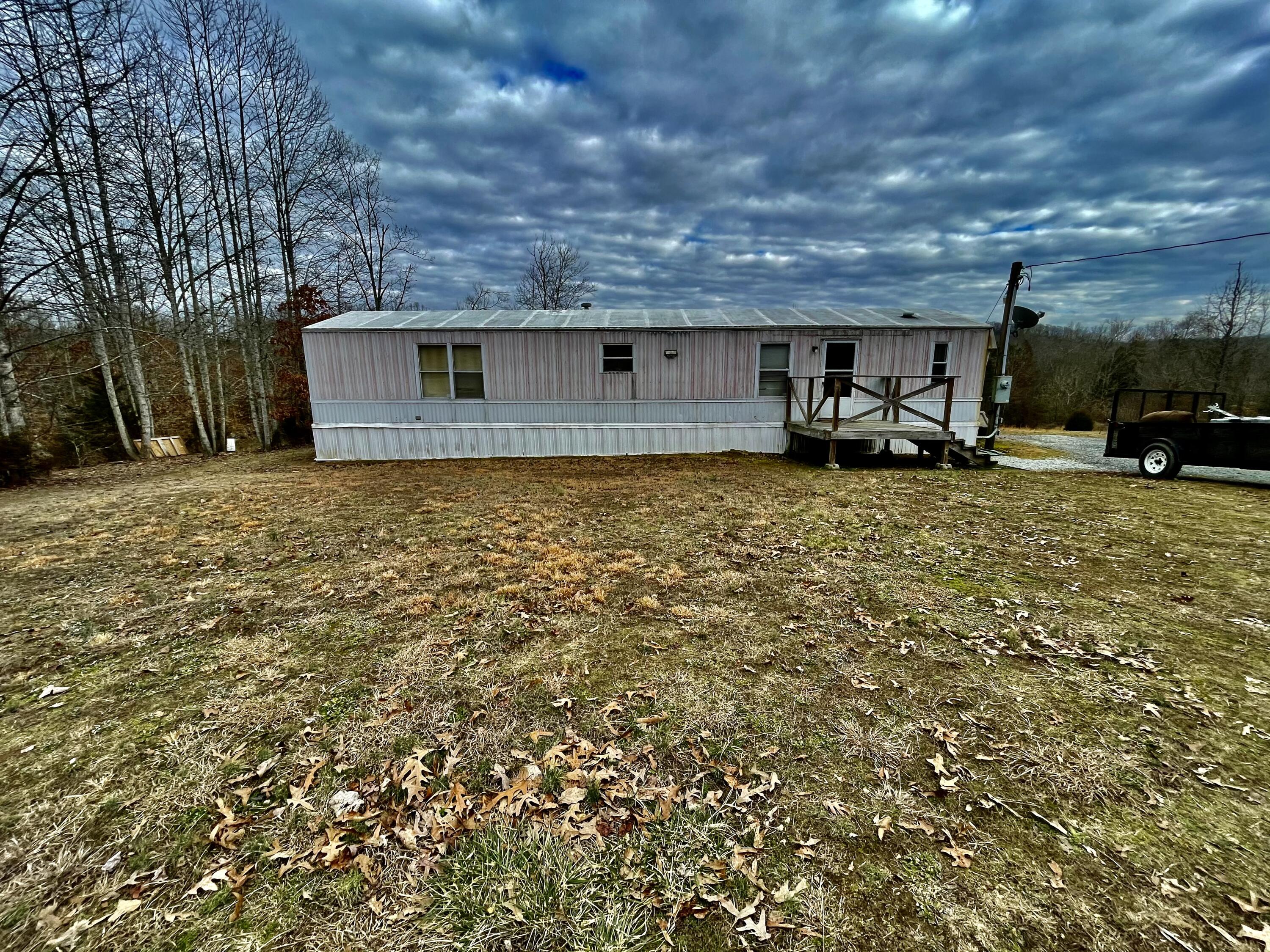 16035 Blue Springs Road Philadelphia, TN 37846 - Photo 2 of 7 IMG_2978