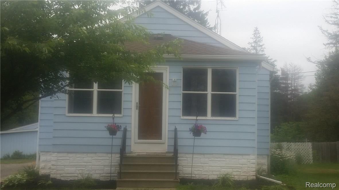 7177 Coldwater Road Flushing, MI 48433 - Photo 5 of 51 20180722_102702.jpg