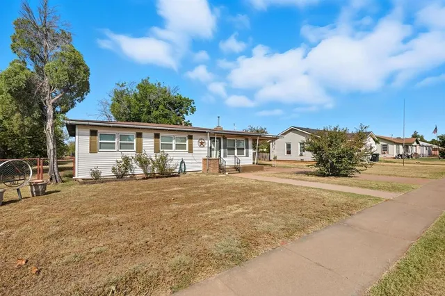 $89,900 | 1488 McCarty, Aspermont, TX 79502