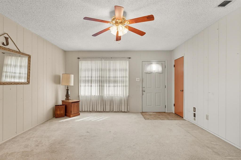 1488 McCarty Aspermont, TX 79502 - Photo 5 of 38