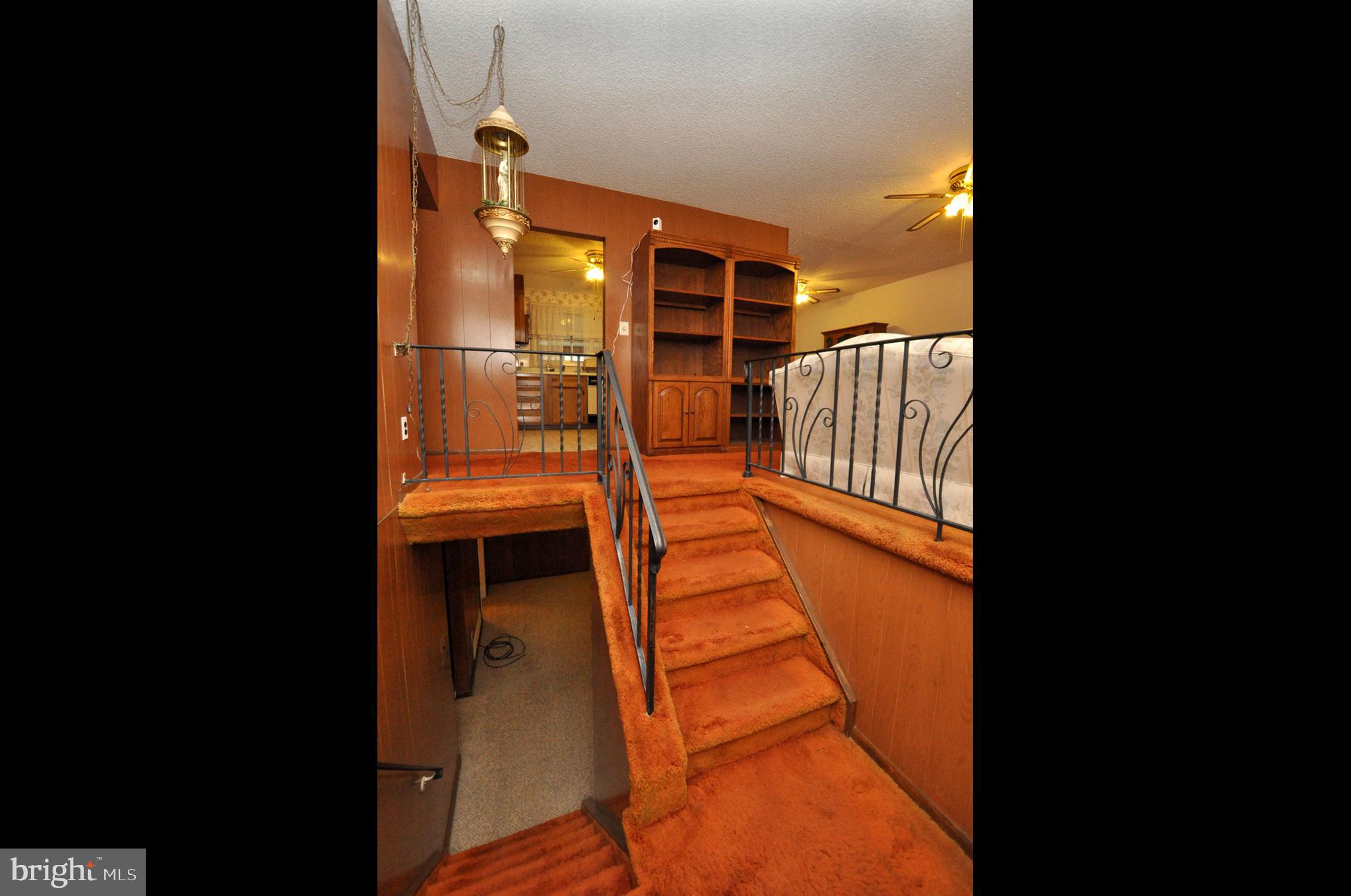 218 Downing Road Somerdale, NJ 08083 - Photo 4 of 28 FRONT ENTRANCE