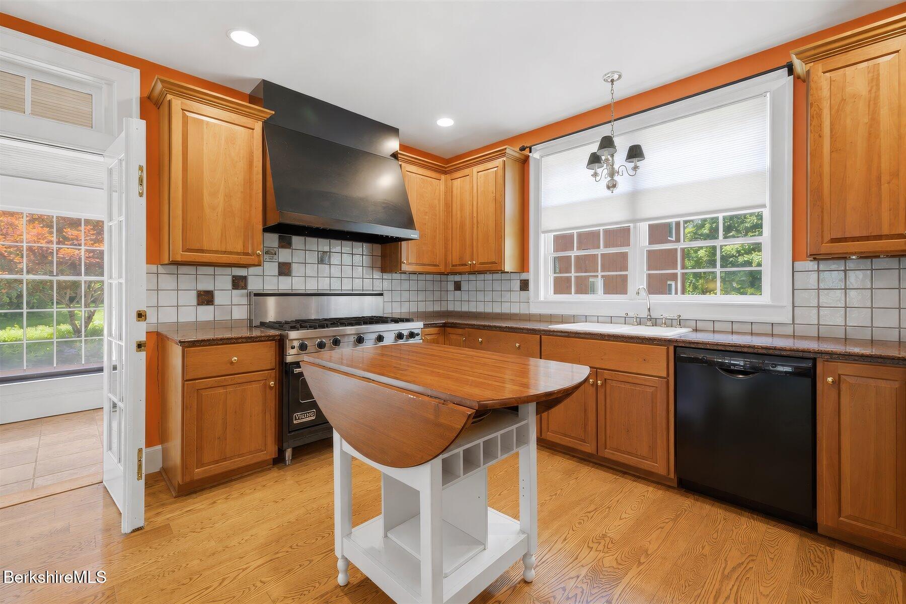 365 Oblong Road Williamstown, MA 01267 - Photo 20 of 76 20-IMG_6205