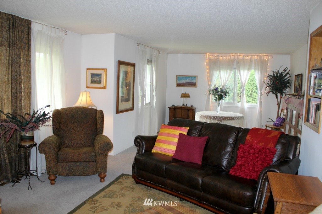 1840 Lawrence Road Ellensburg, WA 98926 - Photo 6 of 24 Gallery Image 6