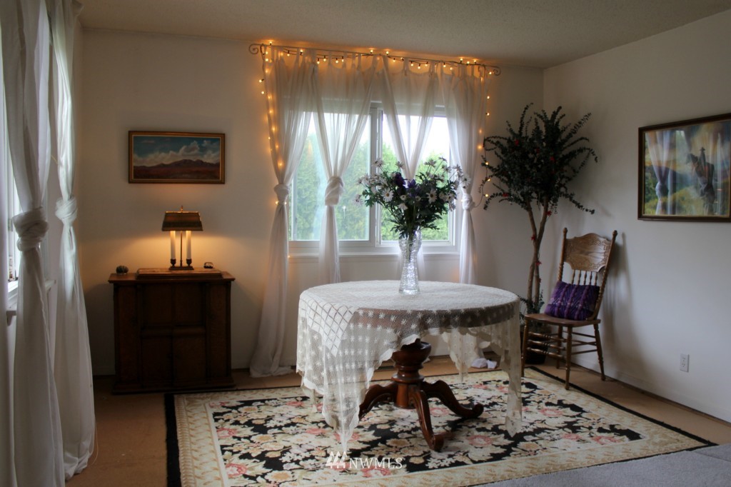 1840 Lawrence Road Ellensburg, WA 98926 - Photo 7 of 24 Gallery Image 7