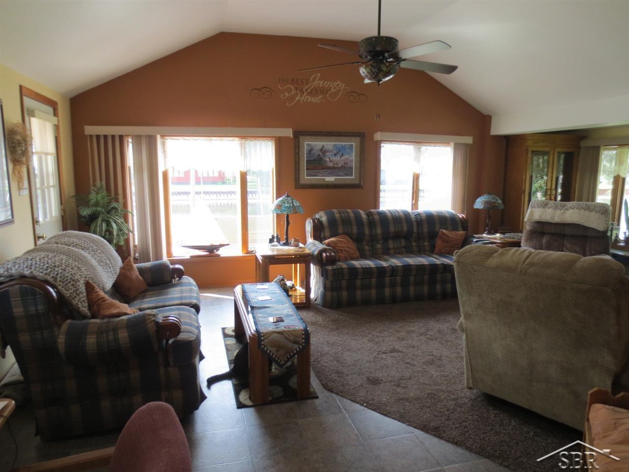 4231 Manke Road Fairgrove, MI 48733 - Photo 2 of 14 31234981-1.JPG