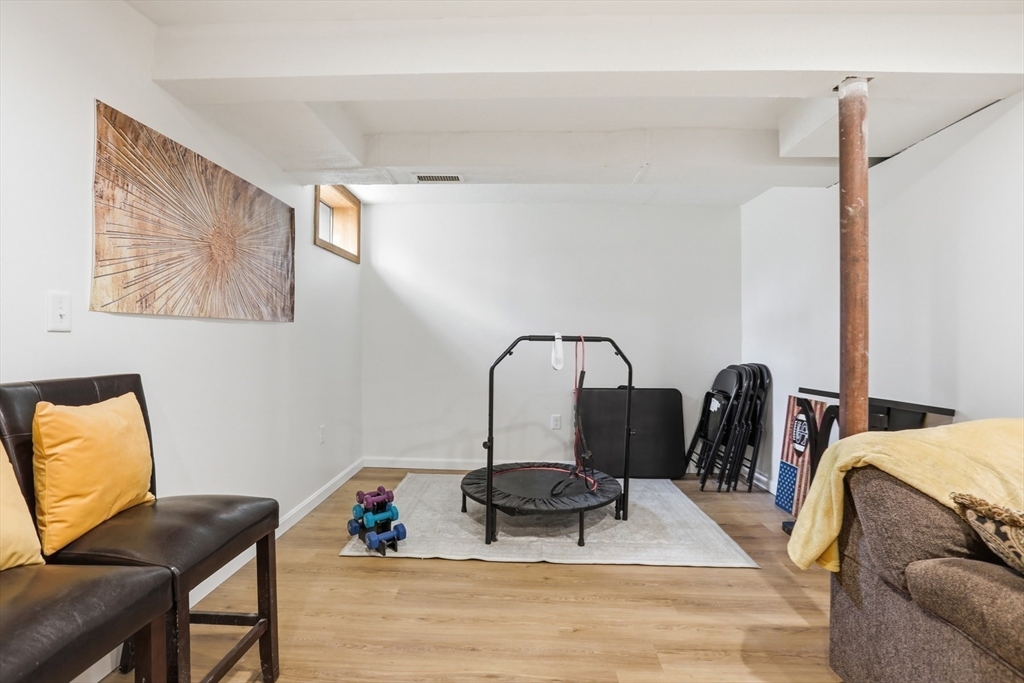 18 Trifiro Road Billerica, MA 01821 - Photo 32 of 42 workspace with a couch