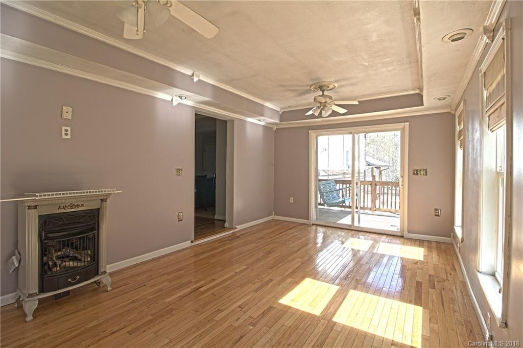 383 English Road Spruce Pine, NC 28777 - Photo 5 of 28 Gallery Image 5