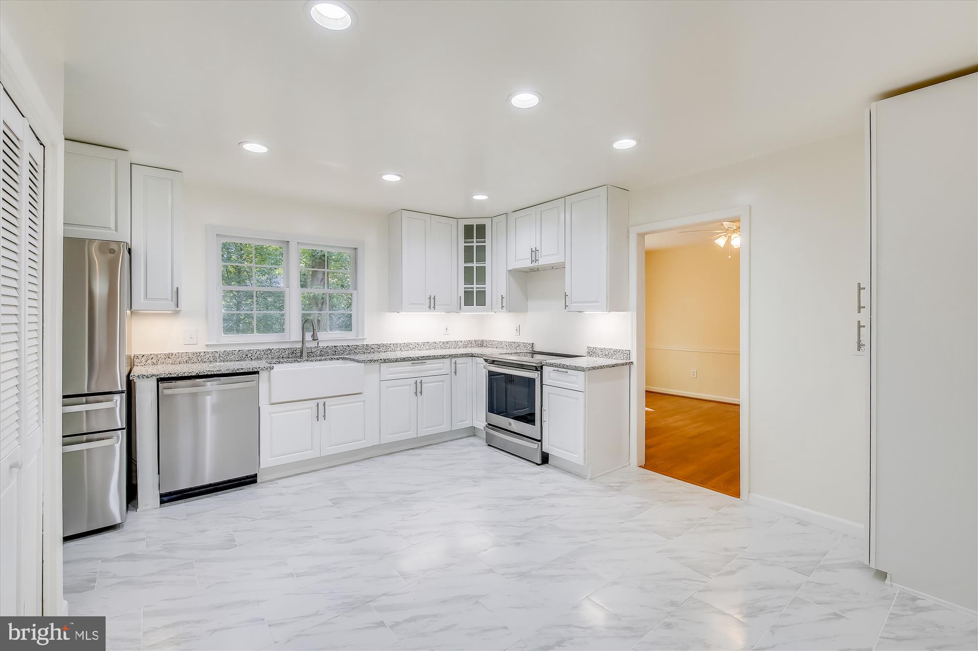1704 Billman Lane Silver Spring, MD 20902 - Photo 10 of 30 Kitchen