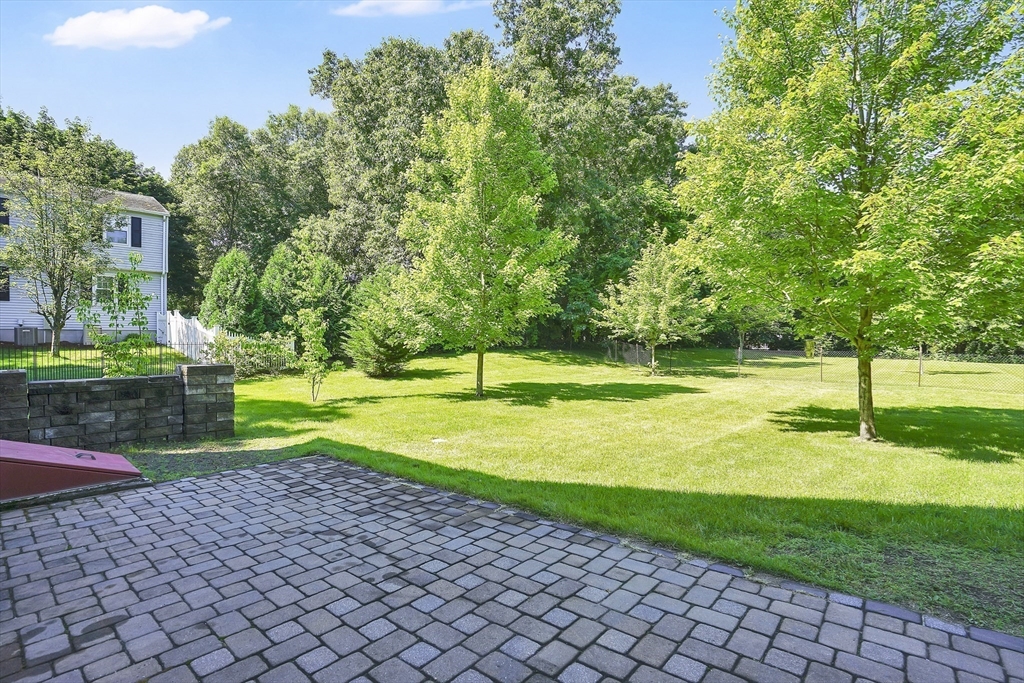 990 Frank Smith Road Longmeadow, MA 01106 - Photo 36 of 42