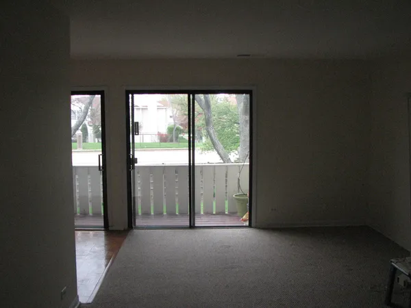 $220,000 | 1166 Northbury Lane, Unit C2, Wheeling, IL 60090