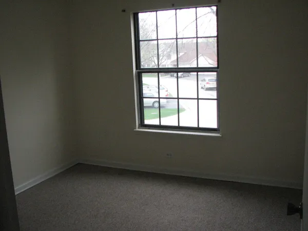 $220,000 | 1166 Northbury Lane, Unit C2, Wheeling, IL 60090