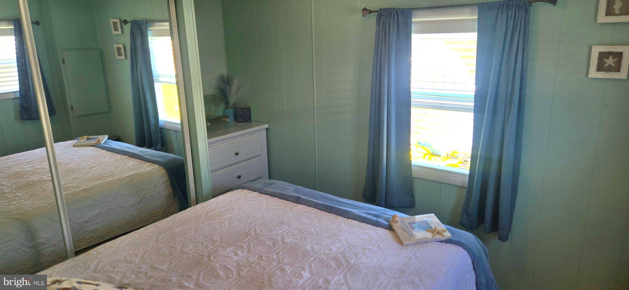 38126 Brant Road Ocean View, DE 19970 - Photo 26 of 34 Gentle colors, simple comfort.