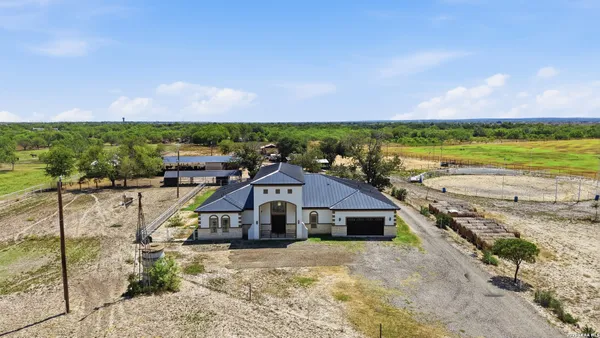 $1,499,000 | 14906 Somerset Road, Von Ormy, TX 78073