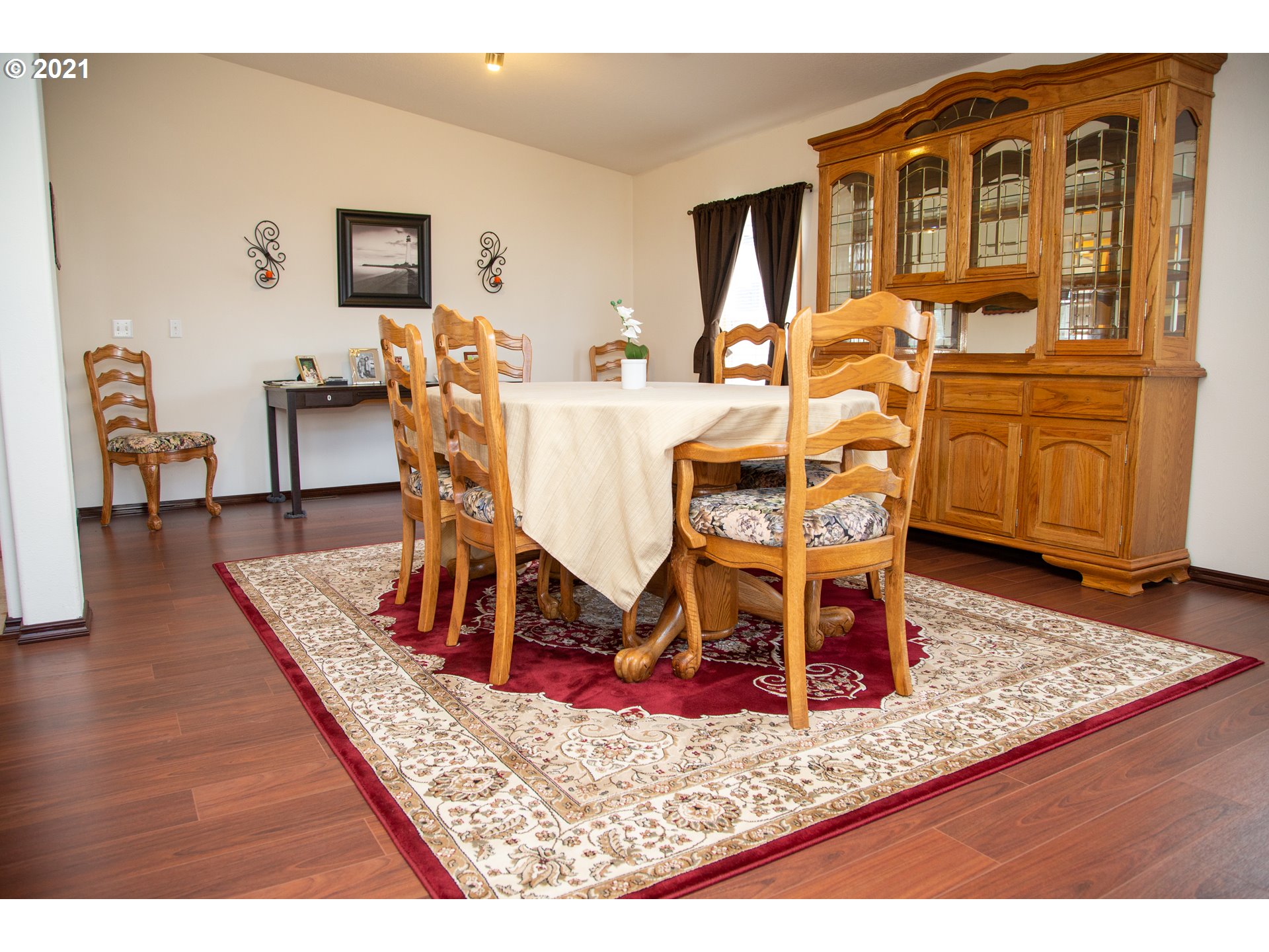 323 South Wayne Road Tygh Valley, OR 97063 - Photo 12 of 27 Gallery Image 12