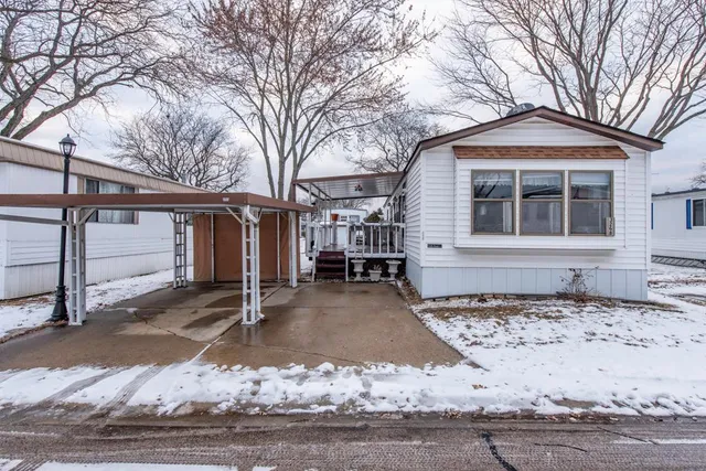 $45,000 | 3268 Meadow Drive, Park City, IL 60085