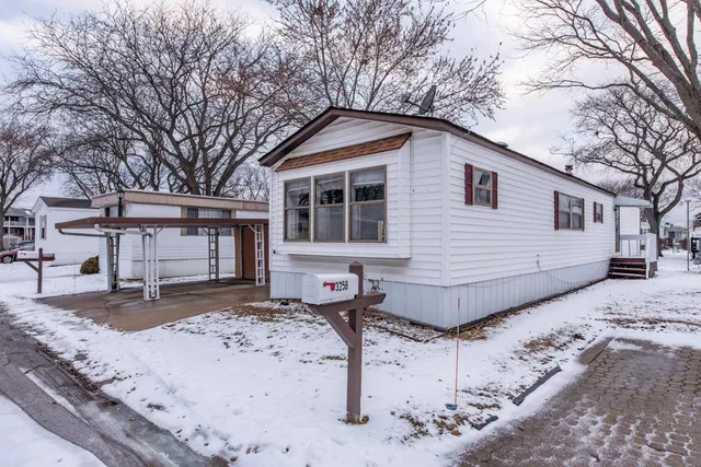 a house view with a outdoor space