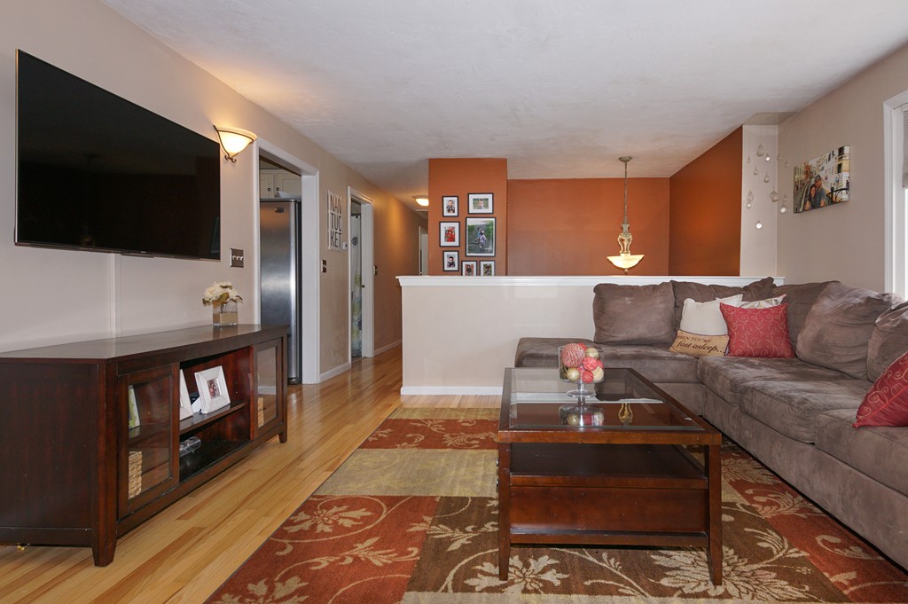 16 Longfellow Road Northborough, MA 01532 - Photo 10 of 30 Gallery Image 10