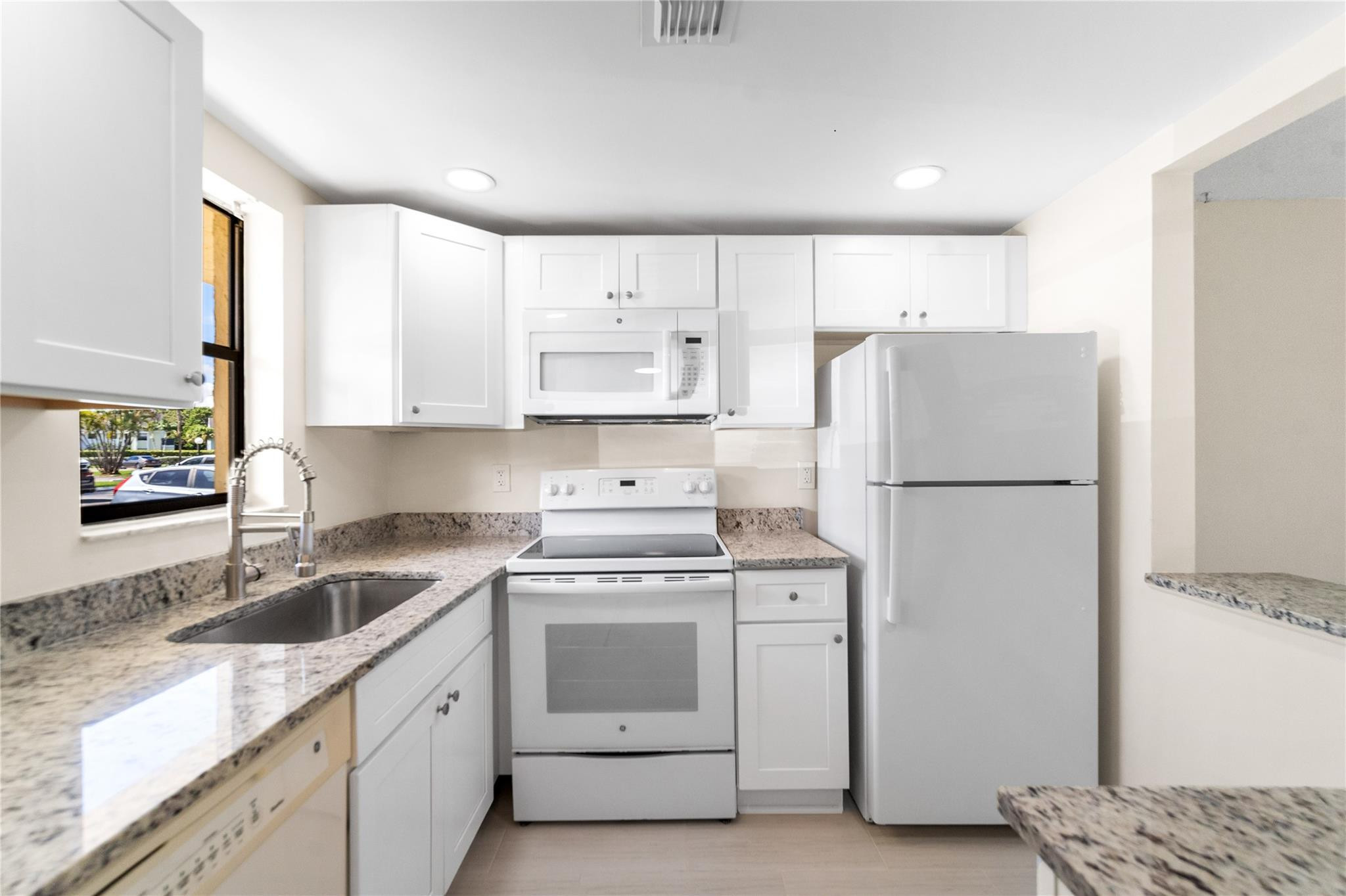 9355 Southwest 8th Street, Unit 110 Boca Raton, FL 33428 - Photo 12 of 46 Photo 12