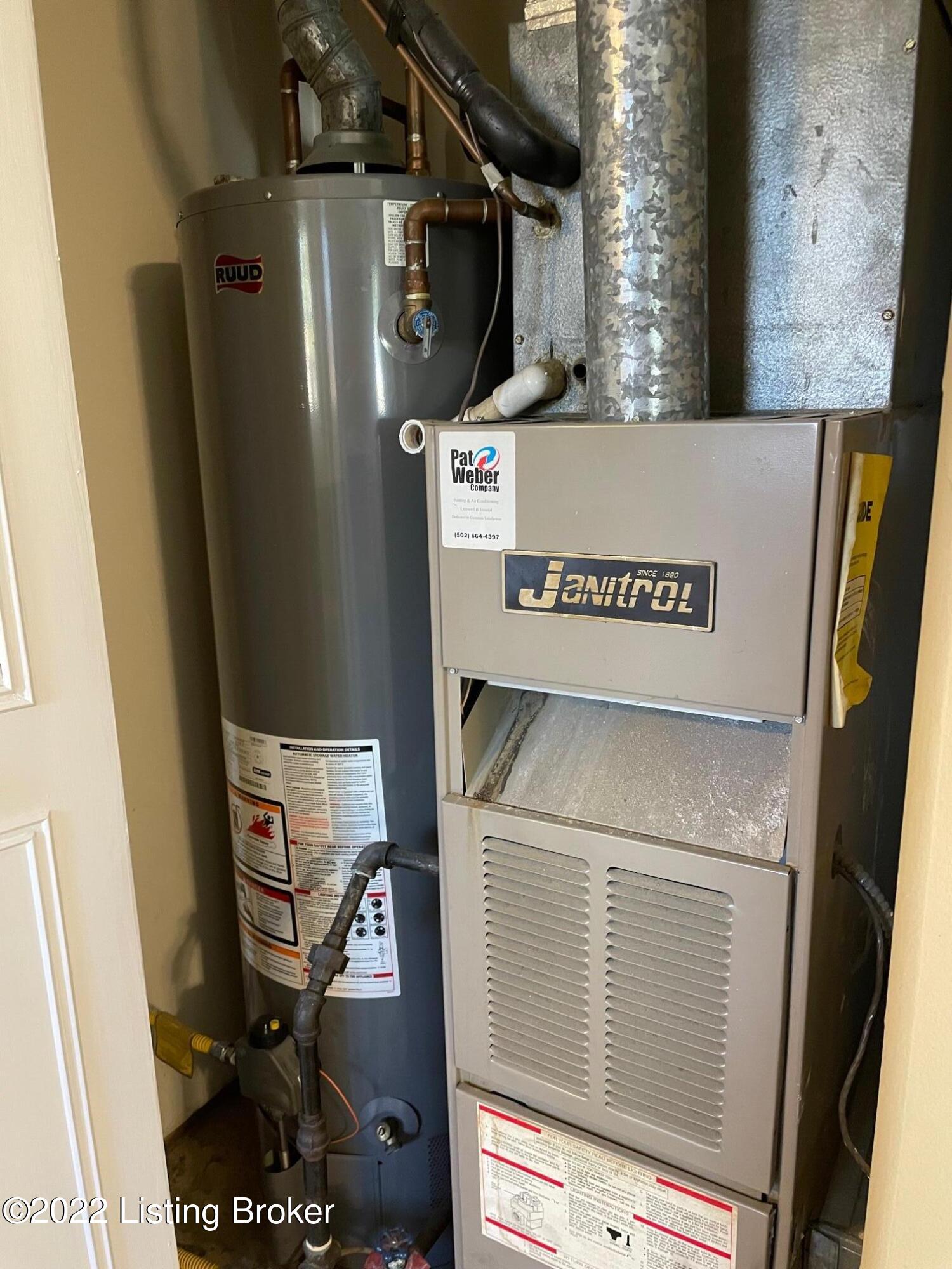 11007 Torrington Road Louisville, KY 40272 - Photo 10 of 18 IMG_9380