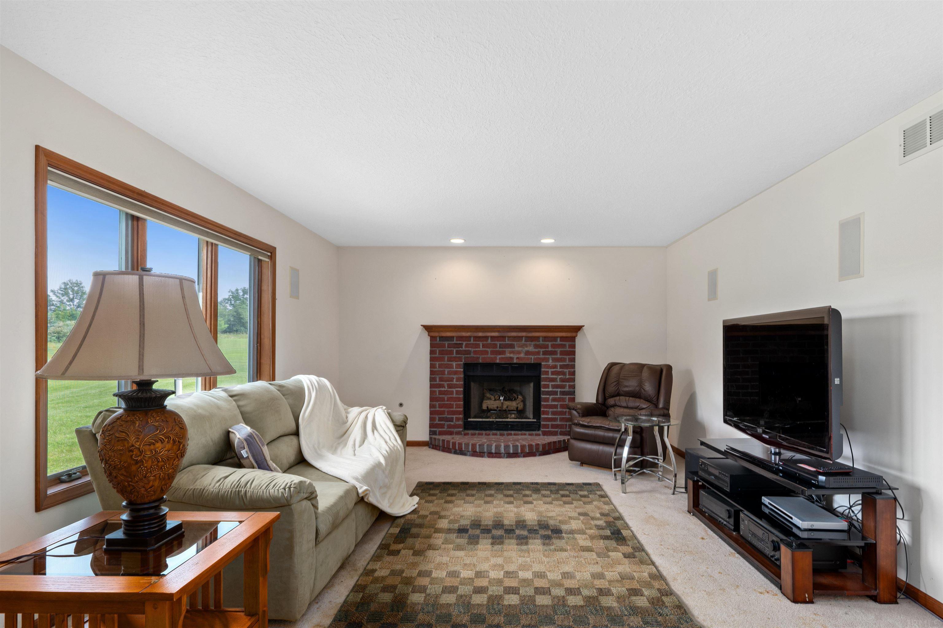 11313 Trentman Road Fort Wayne, IN 46816 - Photo 10 of 17 Gallery Image 10