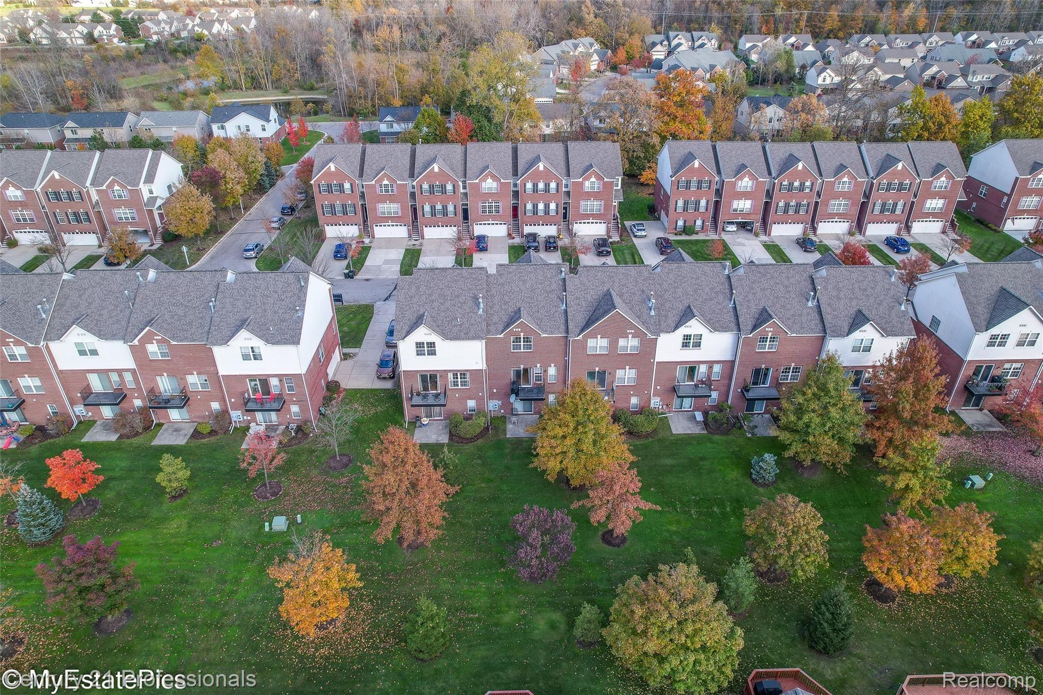 622 Cherry Orchard Road Canton, MI 48188 - Photo 39 of 40 622 cherry orchard dr canton-38.jpg