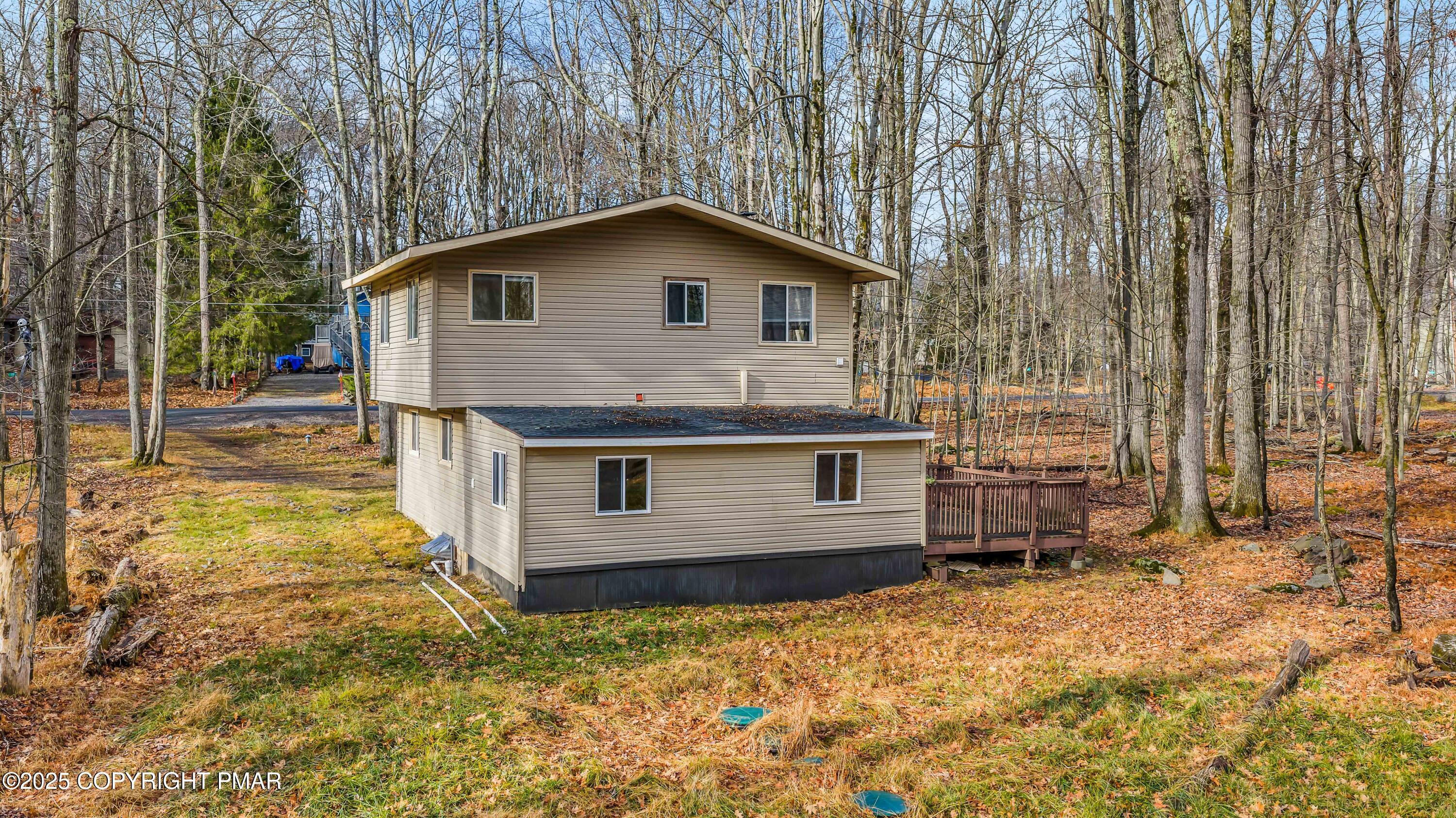 162 Selig Road Pocono Lake, PA 18347 - Photo 3 of 46 162 Selig Road, Pocono Lake, PA-44