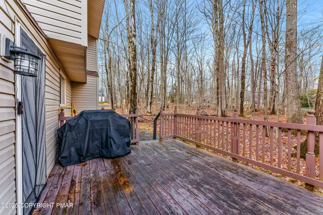 $330,000 | 162 Selig Road, Pocono Lake, PA 18347