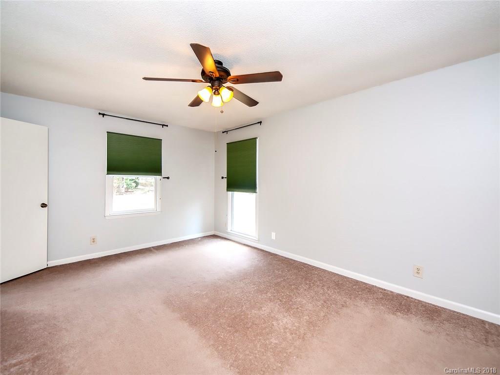 7000 Porterfield Road Charlotte, NC 28226 - Photo 10 of 17