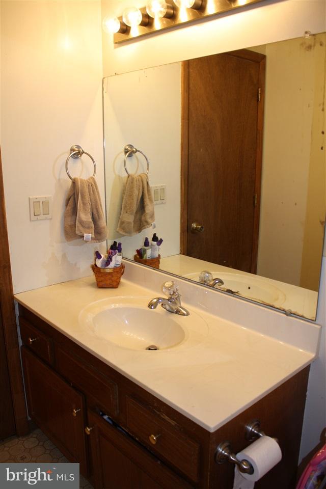 2720 Colonial Road Harrisburg, PA 17112 - Photo 12 of 24 Gallery Image 12