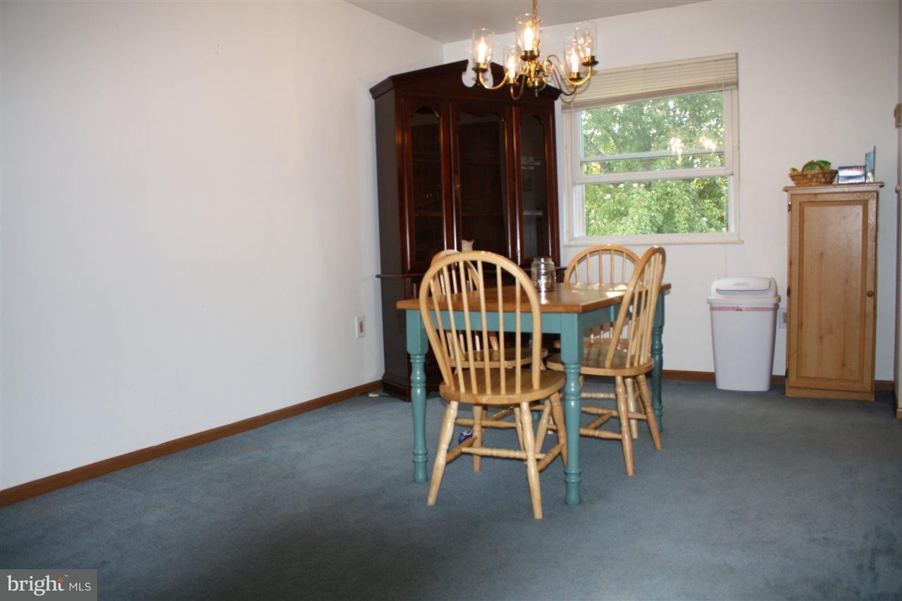 2720 Colonial Road Harrisburg, PA 17112 - Photo 5 of 24 Gallery Image 5